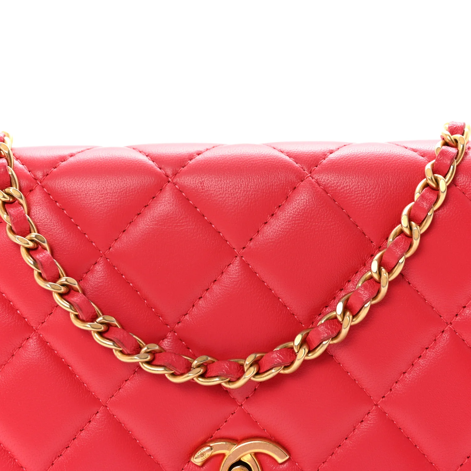 Lambskin Quilted CC Pearl Crush Wallet on Chain WOC Red - Image 9