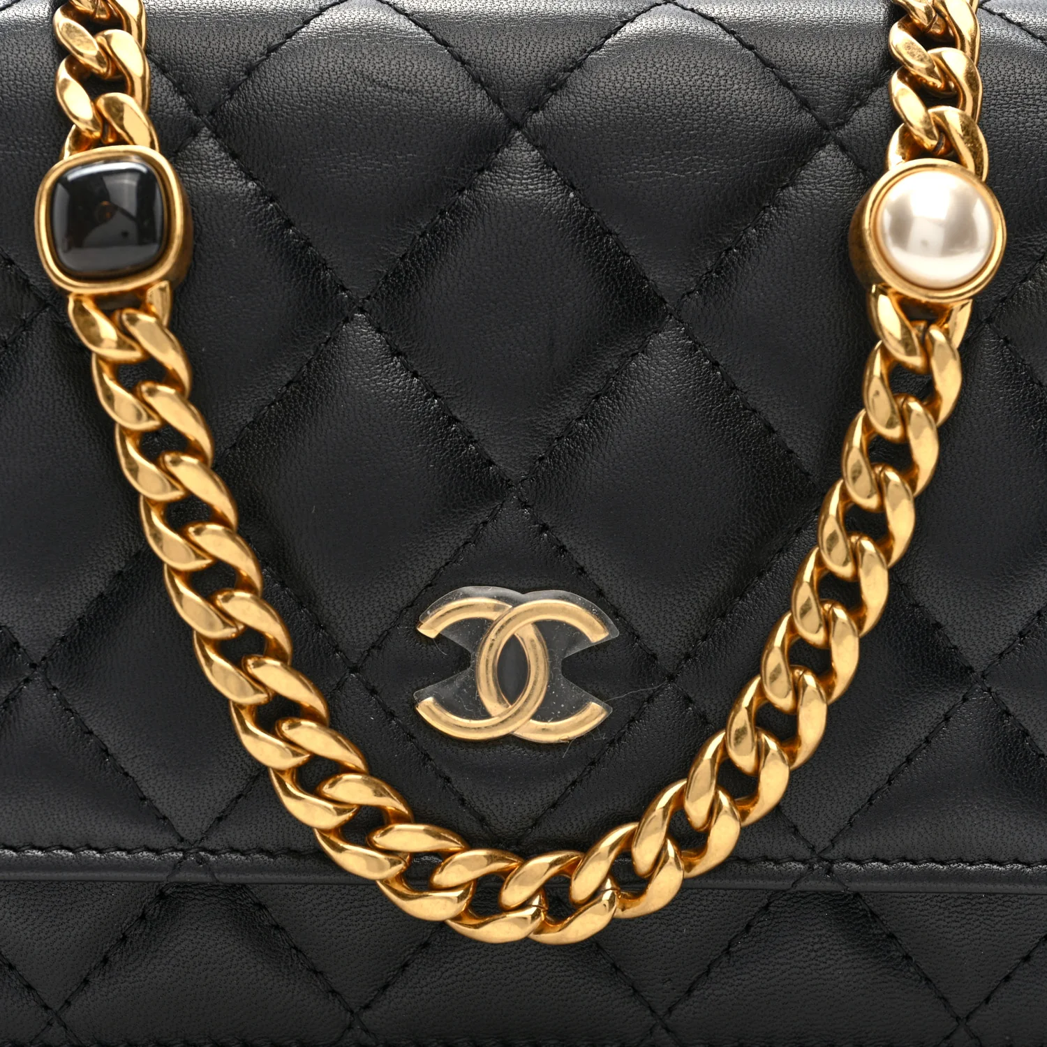 Lambskin Quilted CC Pearl Enamel Clutch on Chain WOC Black - Image 8