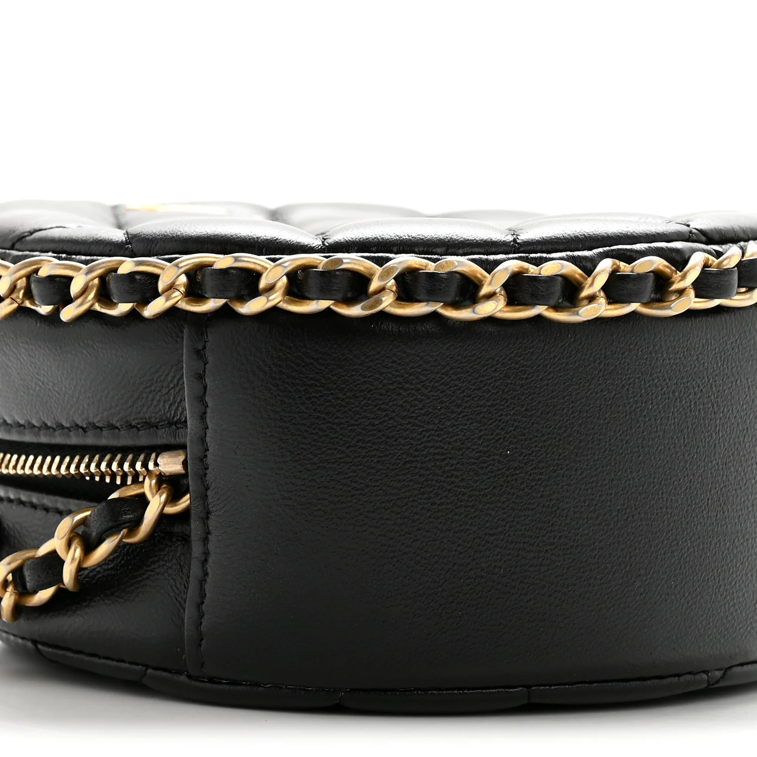 Lambskin Quilted Chain Around CC Round Clutch With Chain Black - Image 9
