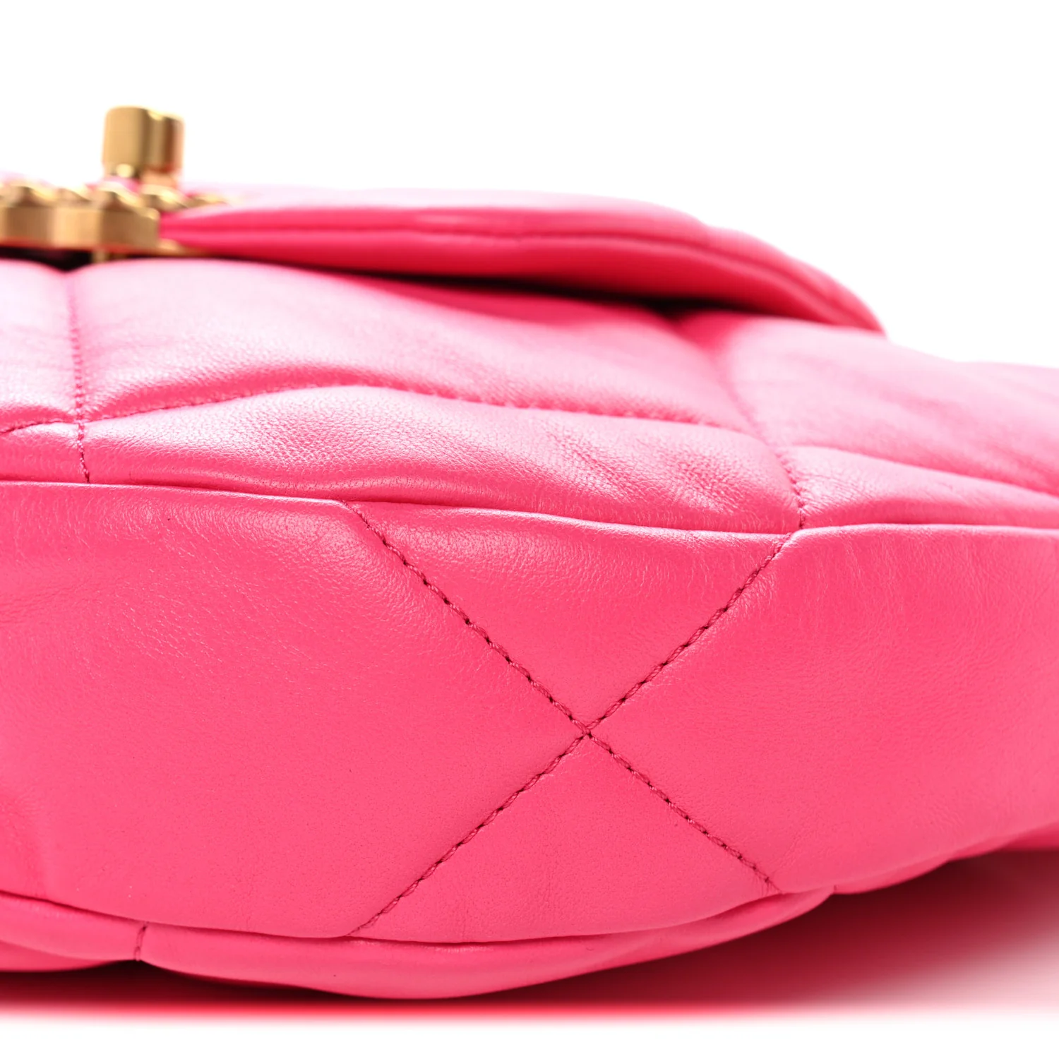 Lambskin Quilted Chanel 19 Hobo Pink - Image 10