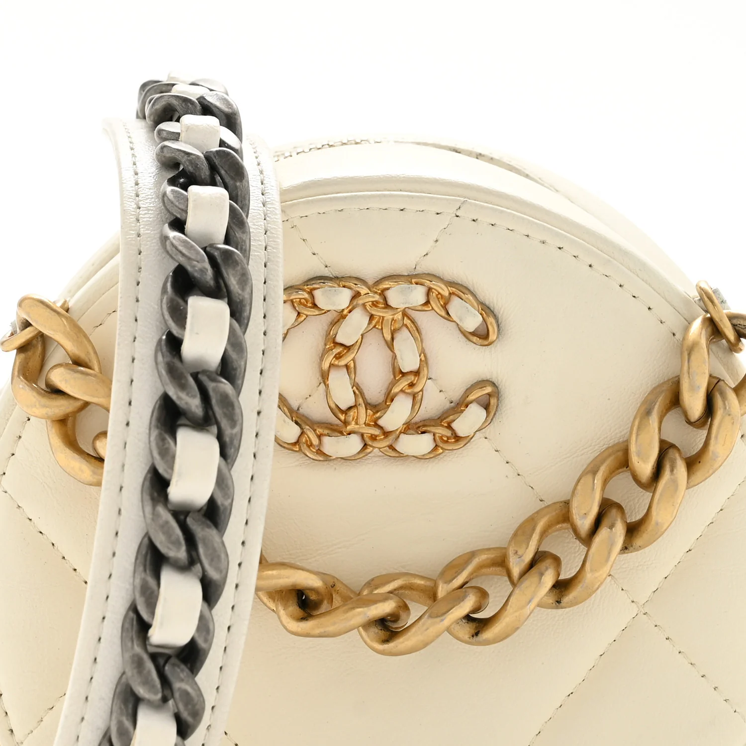 Lambskin Quilted Chanel 19 Round Clutch With Chain White - Image 8