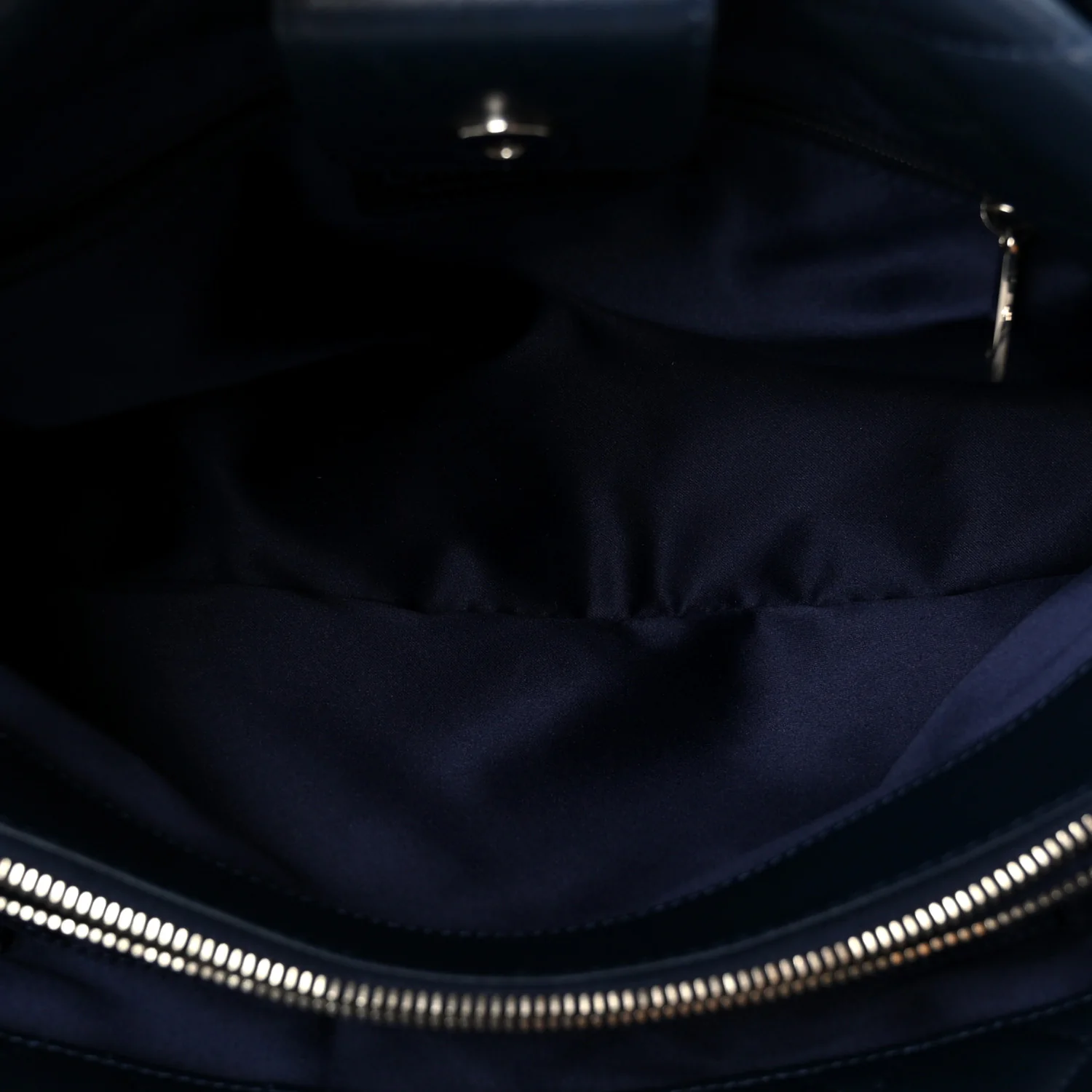 Lambskin Quilted Chanel 7 Large Tote Navy - Image 4