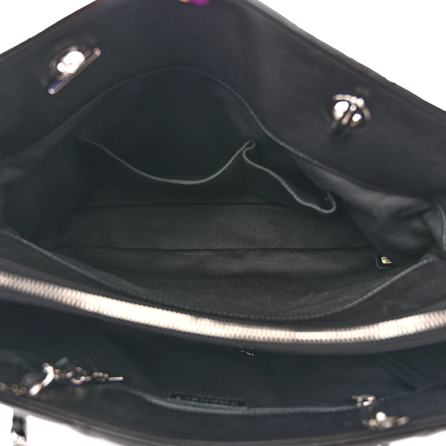 Lambskin Quilted Chic and Soft Shopping Tote Black - Image 5