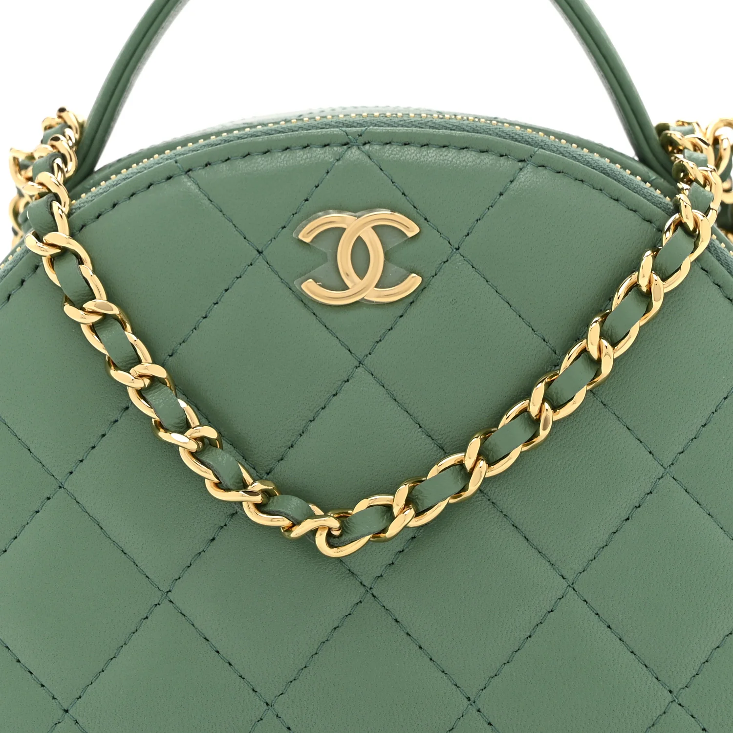 Lambskin Quilted Chic Riviera Top Handle Vanity Case Green - Image 8