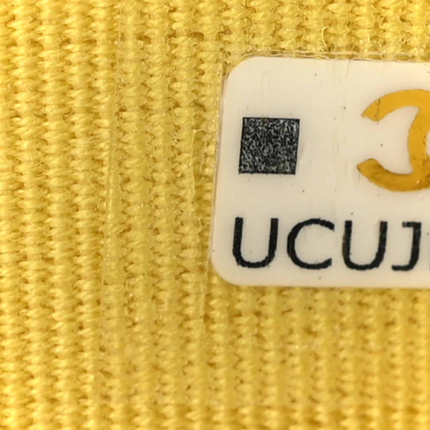 Lambskin Quilted Enamel Logo Flap Card Holder On Chain Yellow - Image 7