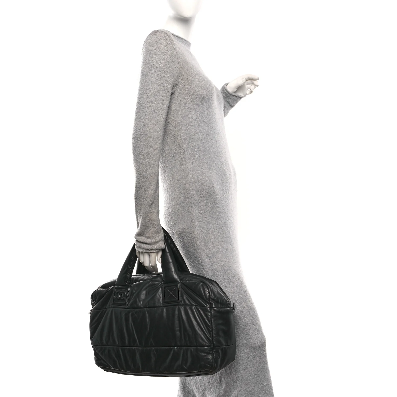 Lambskin Quilted Extra Large Coco Cocoon Reversible Tote Black - Image 2