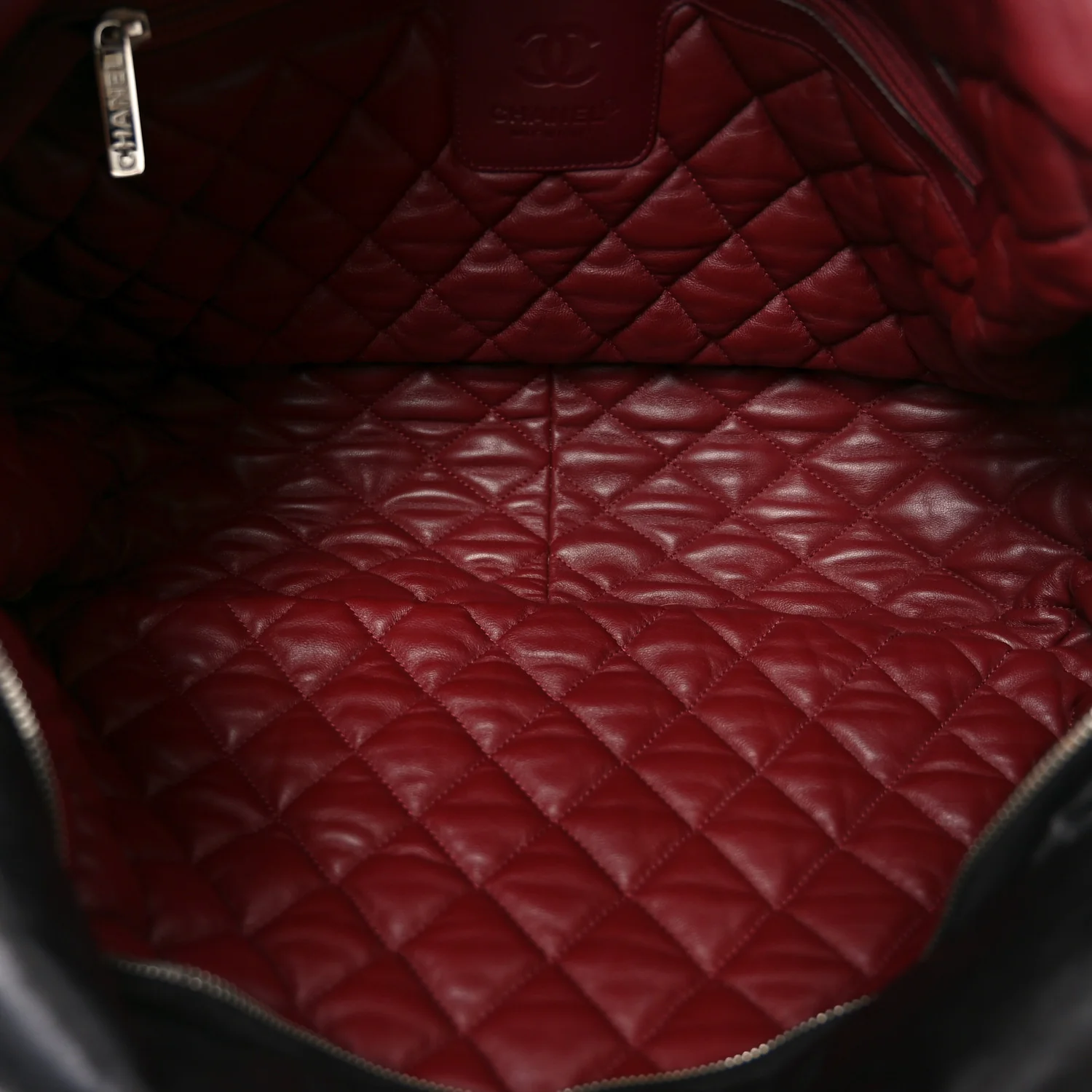 Lambskin Quilted Extra Large Coco Cocoon Reversible Tote Black - Image 5