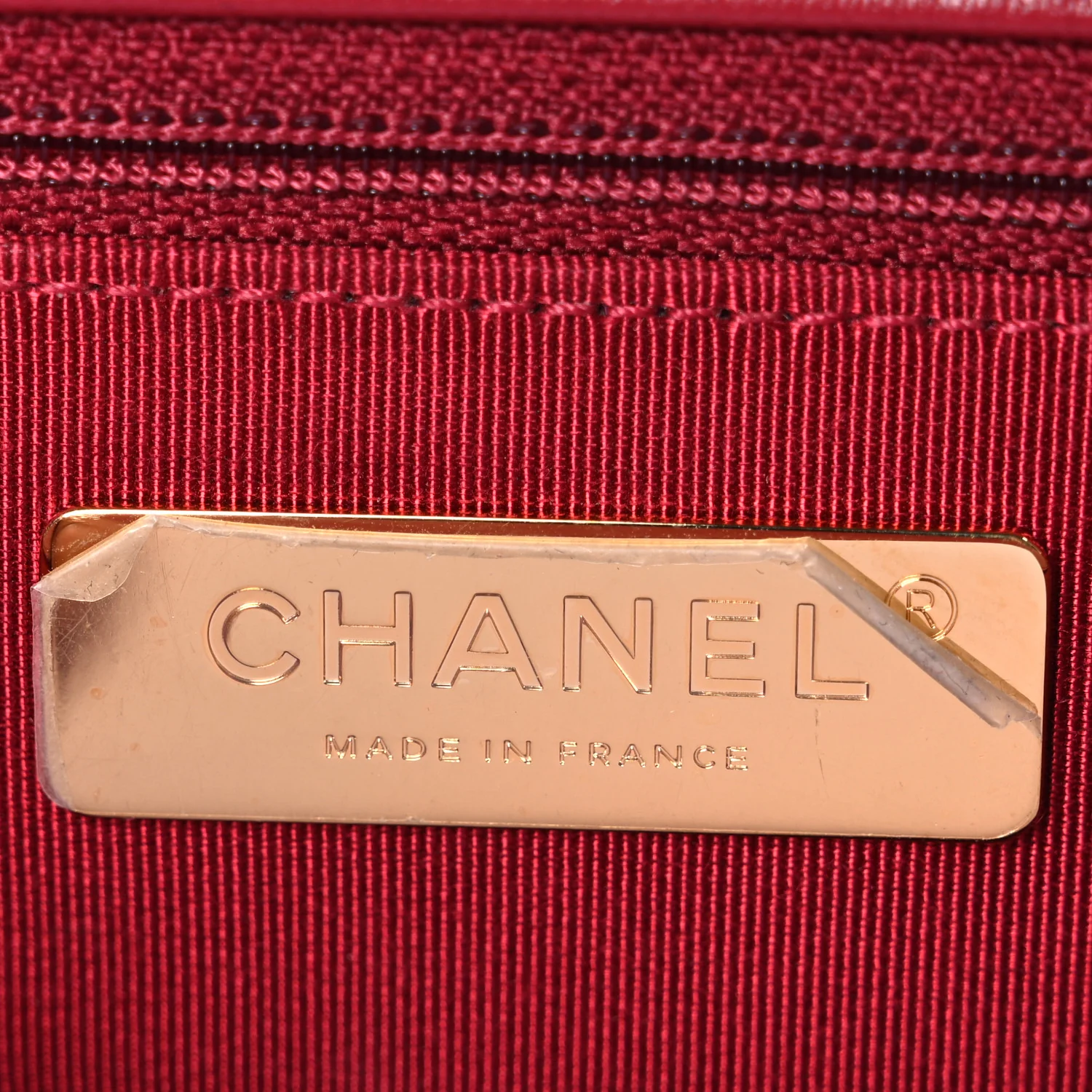 Lambskin Quilted Large Chanel 19 Flap Red - Image 5