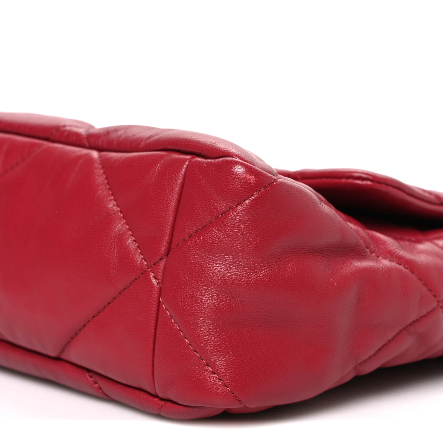 Lambskin Quilted Large Chanel 19 Flap Red - Image 10