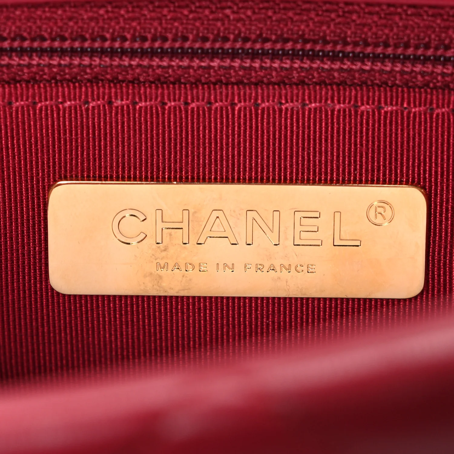 Lambskin Quilted Large Chanel 19 Flap Red - Image 6