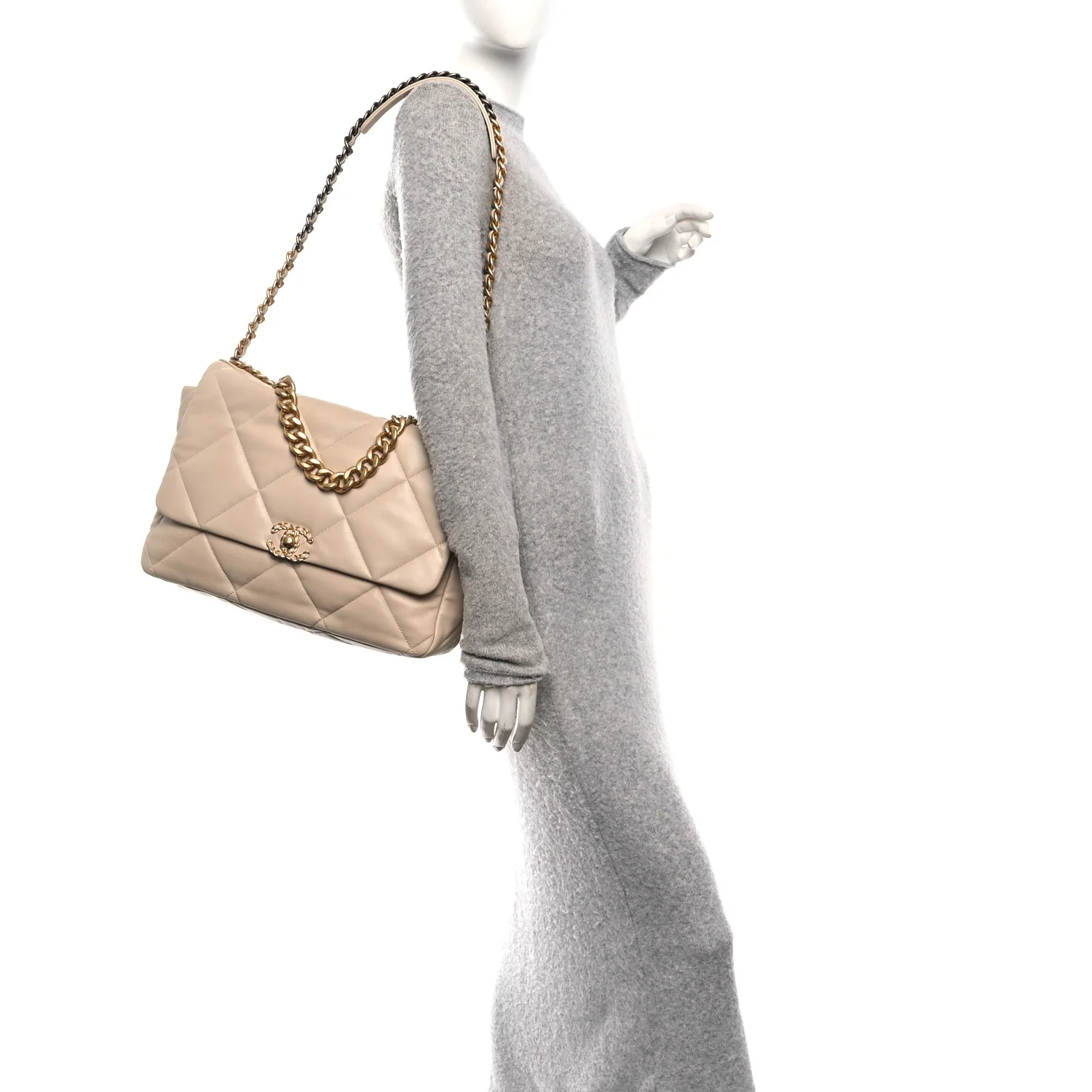 Lambskin Quilted Maxi Chanel 19 Flap Beige - Image 2
