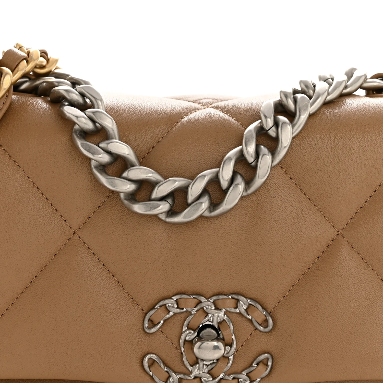 Lambskin Quilted Medium Chanel 19 Flap Beige - Image 8