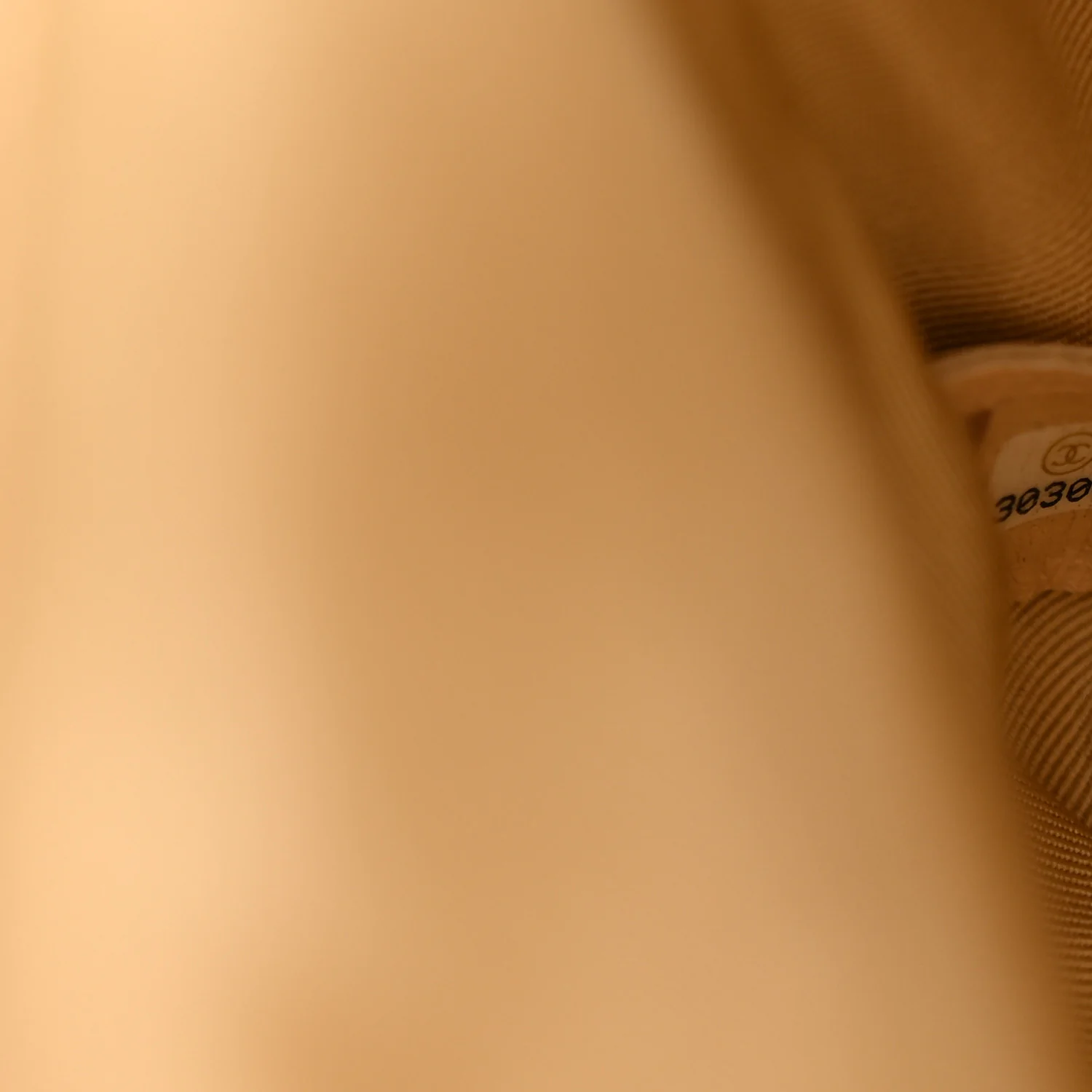 Lambskin Quilted Medium Chanel 19 Flap Beige - Image 7