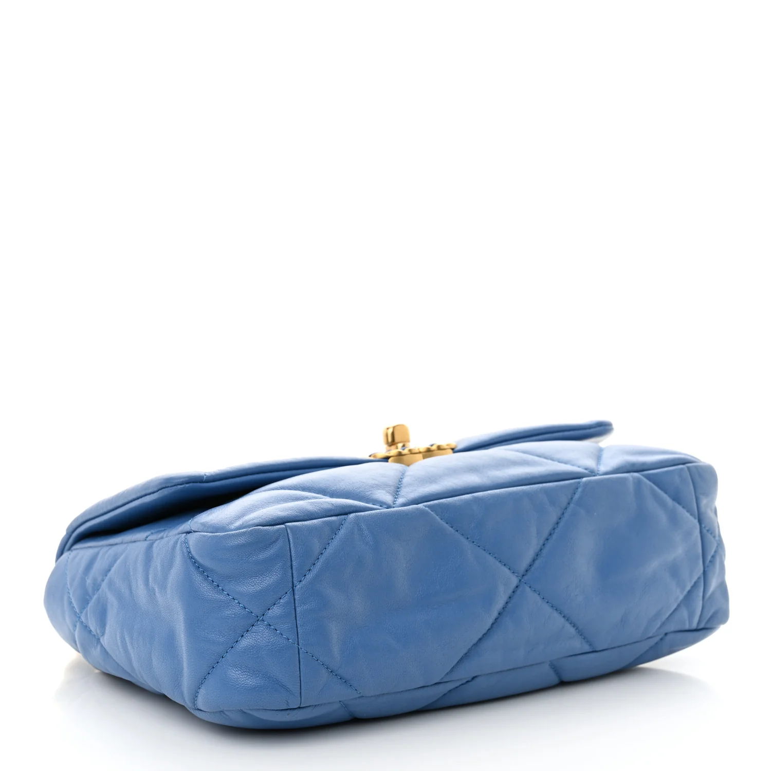 Lambskin Quilted Medium Chanel 19 Flap Blue - Image 4