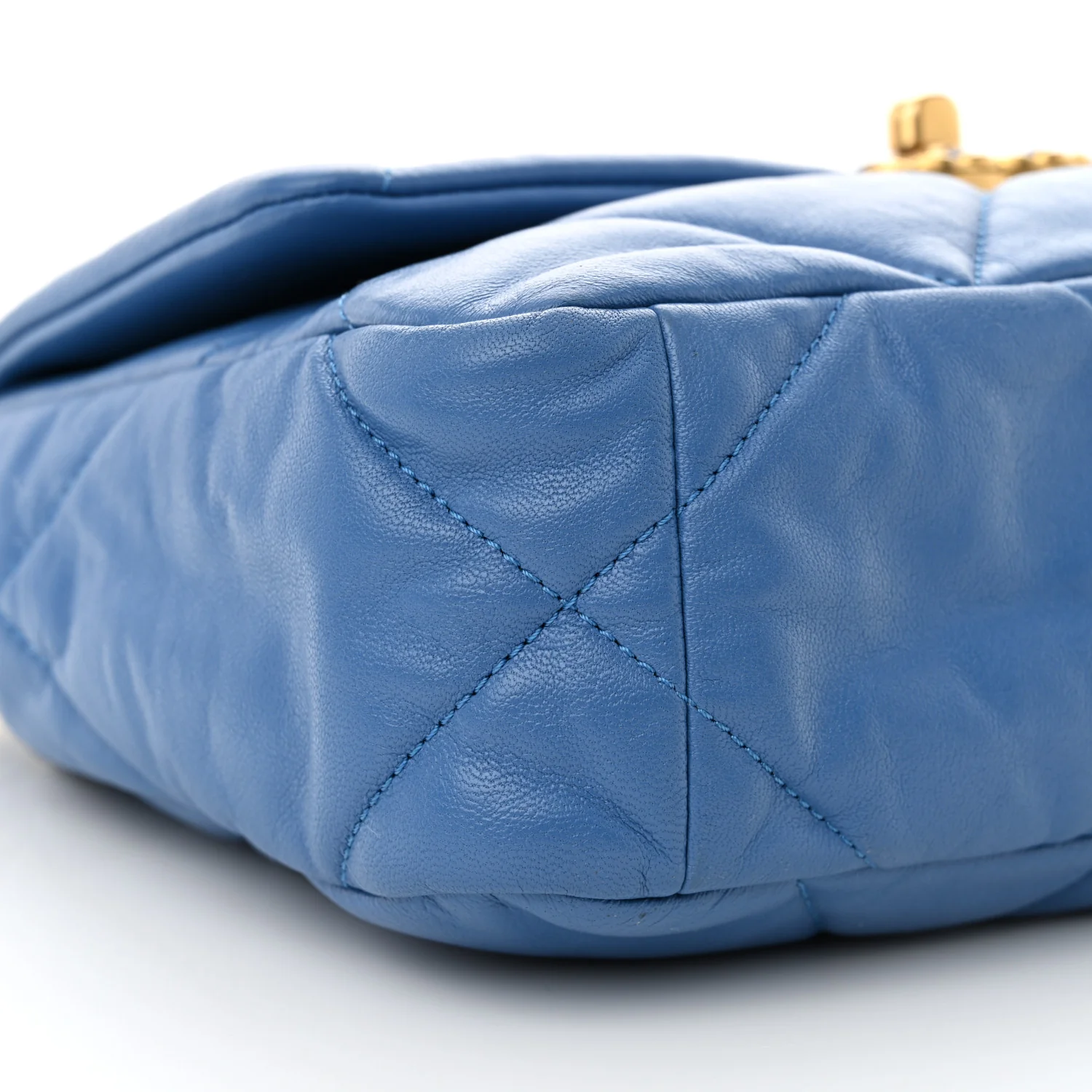 Lambskin Quilted Medium Chanel 19 Flap Blue - Image 9