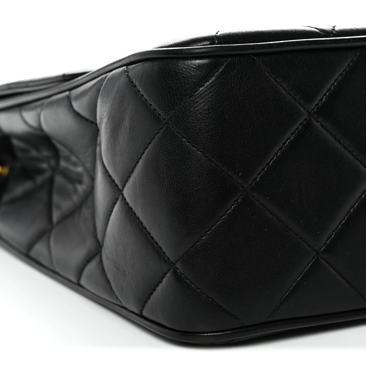 Lambskin Quilted Medium Single Flap Black - Image 9