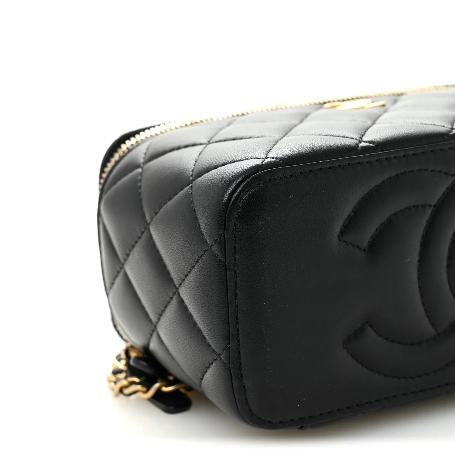 Lambskin Quilted Metal Small Top Handle Vanity Case With Chain Black - Image 8