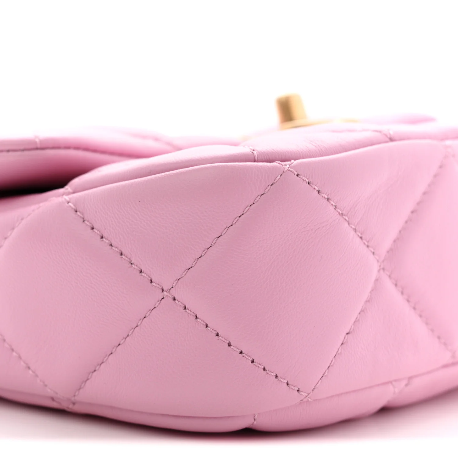 Lambskin Quilted Mini Lacquered Chain Flap Pink - Image 9