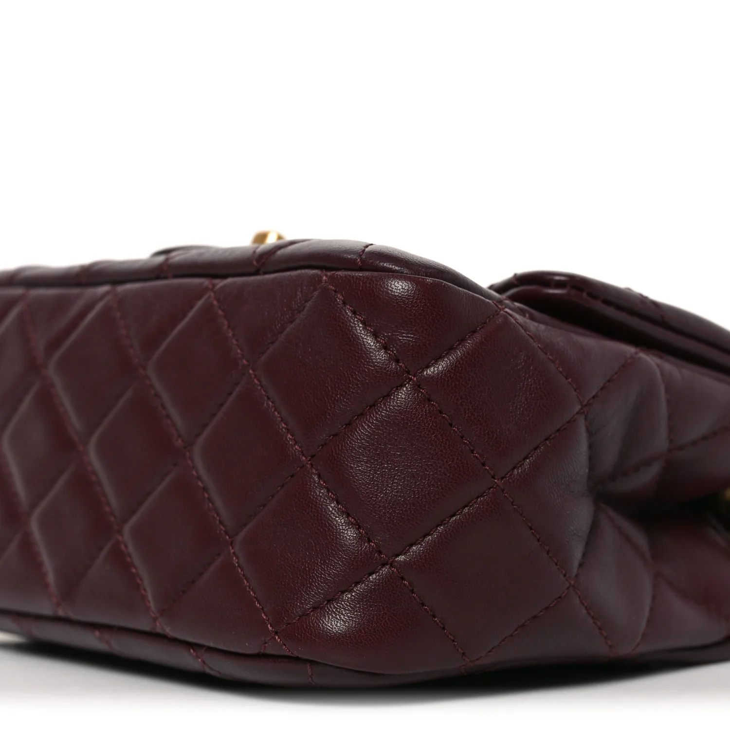 Lambskin Quilted Mini Pearl Crush Flap Burgundy - Image 10