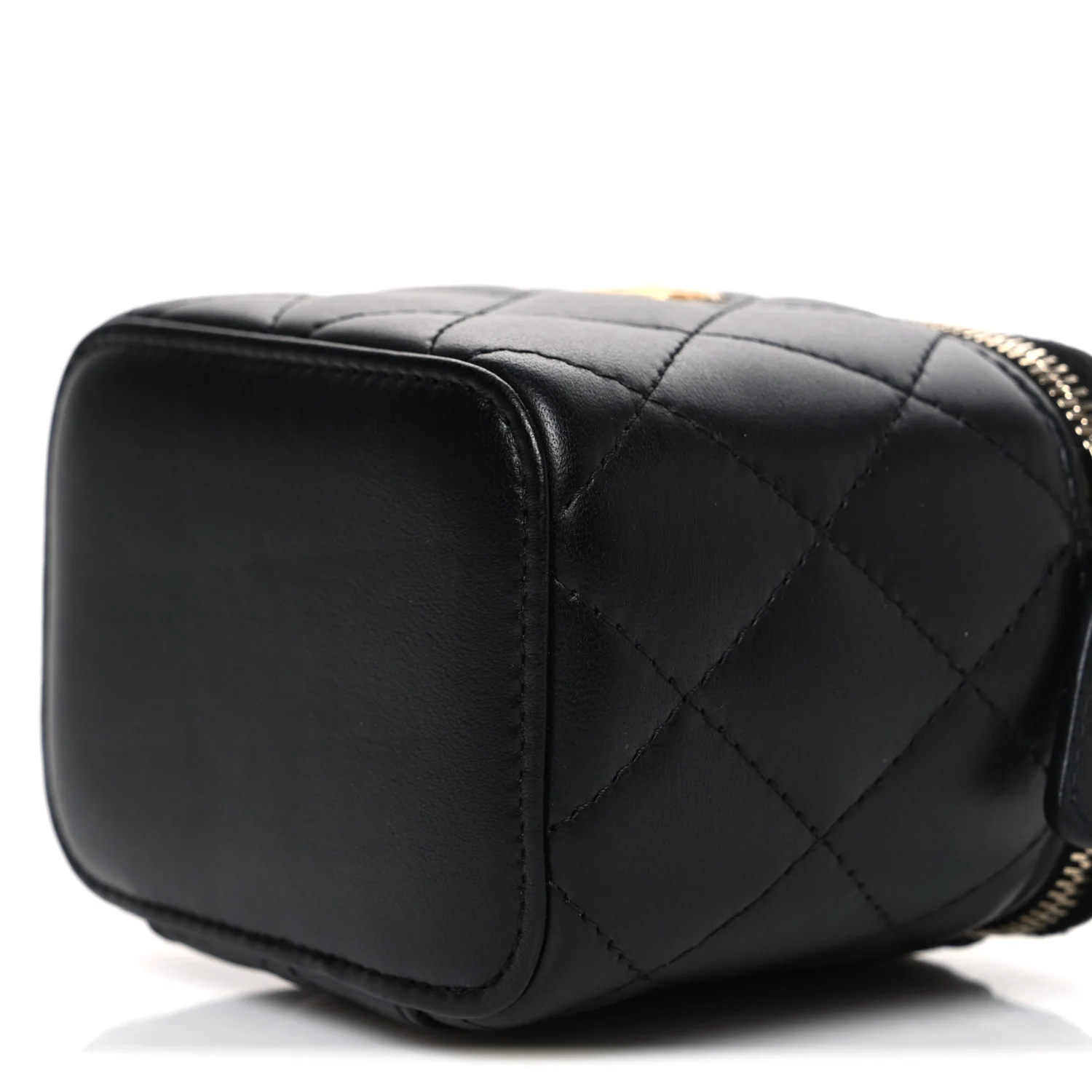 Lambskin Quilted Mini Pearl Crush Vanity Case With Chain Black - Image 10