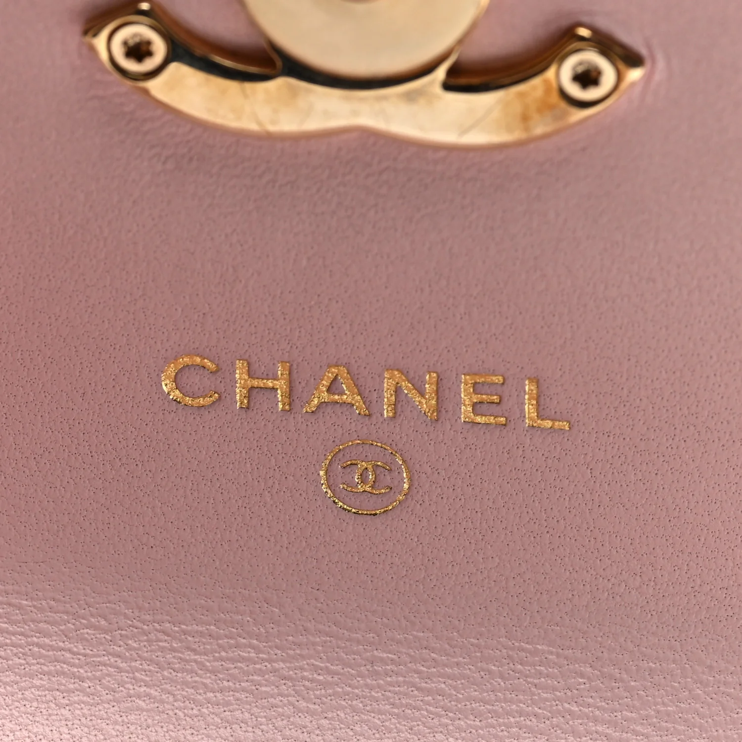 Lambskin Quilted Pick Me Up Clutch With Chain Pink - Image 6