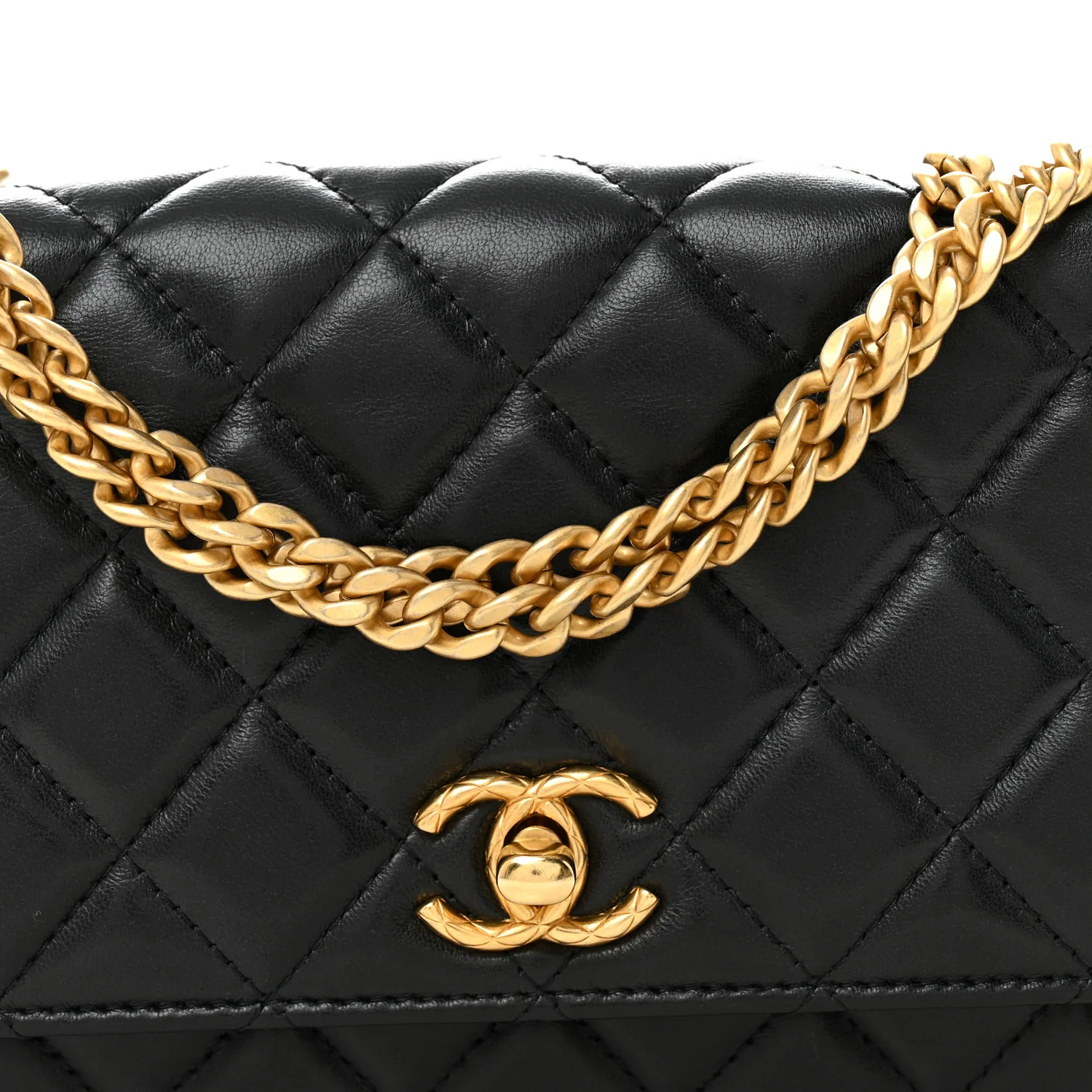Lambskin Quilted Pillow Crush Wallet On Chain WOC Black - Image 9