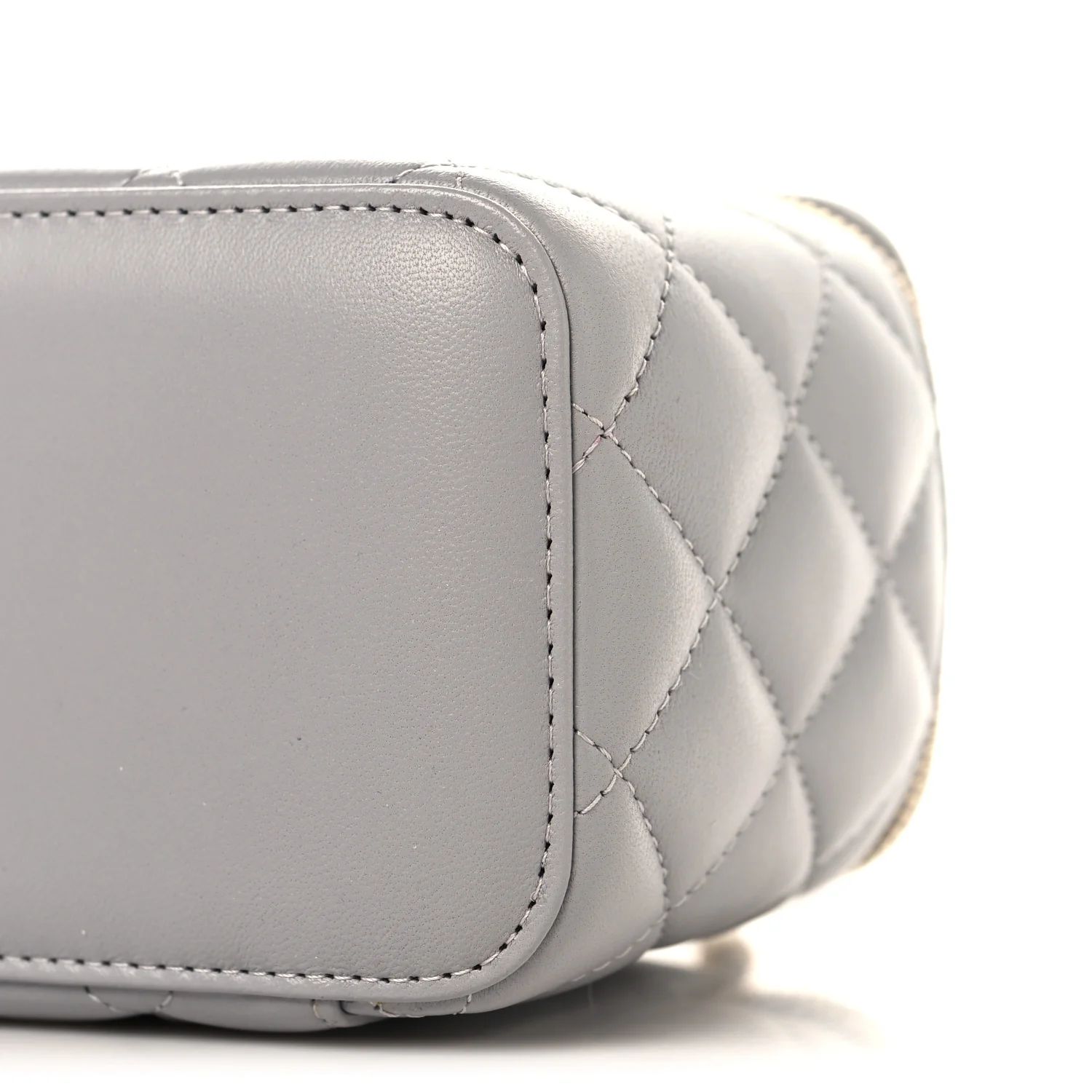 Lambskin Quilted Small Pearl Crush Vanity Case With Chain Grey - Image 10
