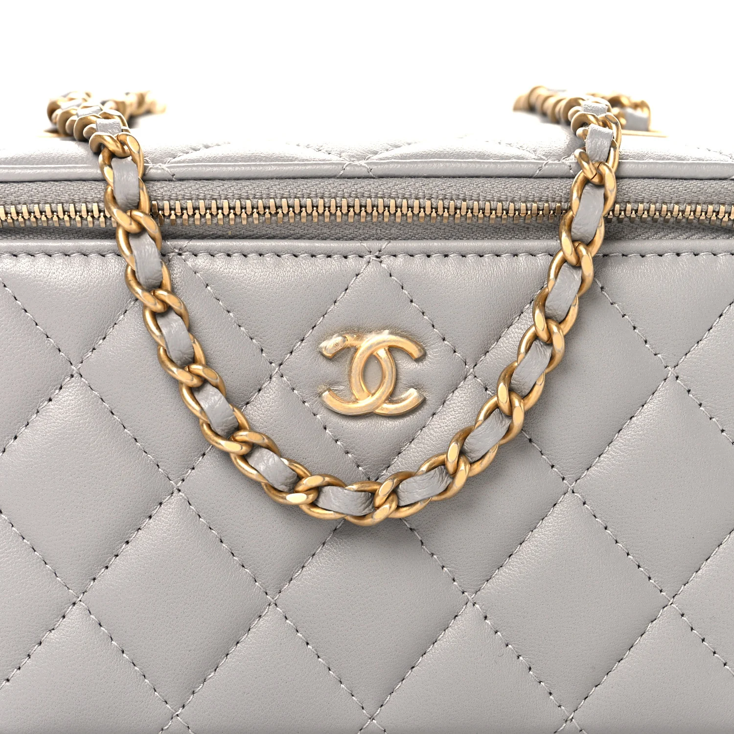 Lambskin Quilted Small Pearl Crush Vanity Case With Chain Grey - Image 8