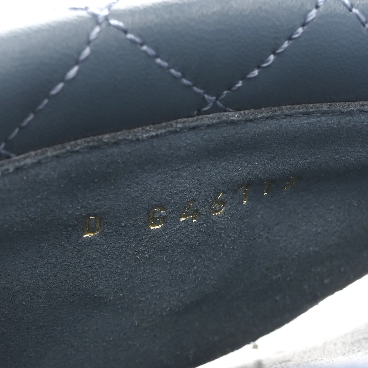 Lambskin Quilted Turnlock Flat Mules 40 Dark Blue - Image 9