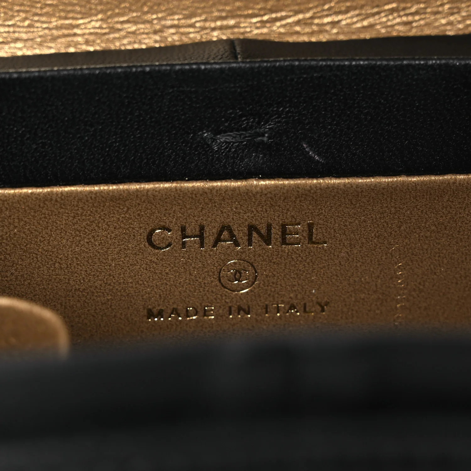 Lambskin Quilted Vanity Clutch With Chain Black - Image 5
