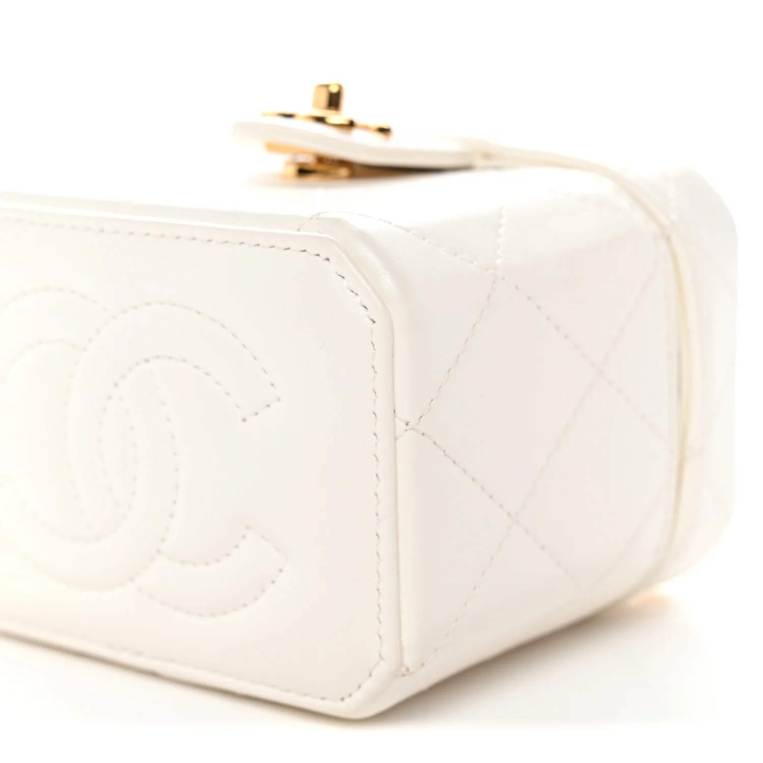 Lambskin Quilted Vanity Clutch With Chain White - Image 10