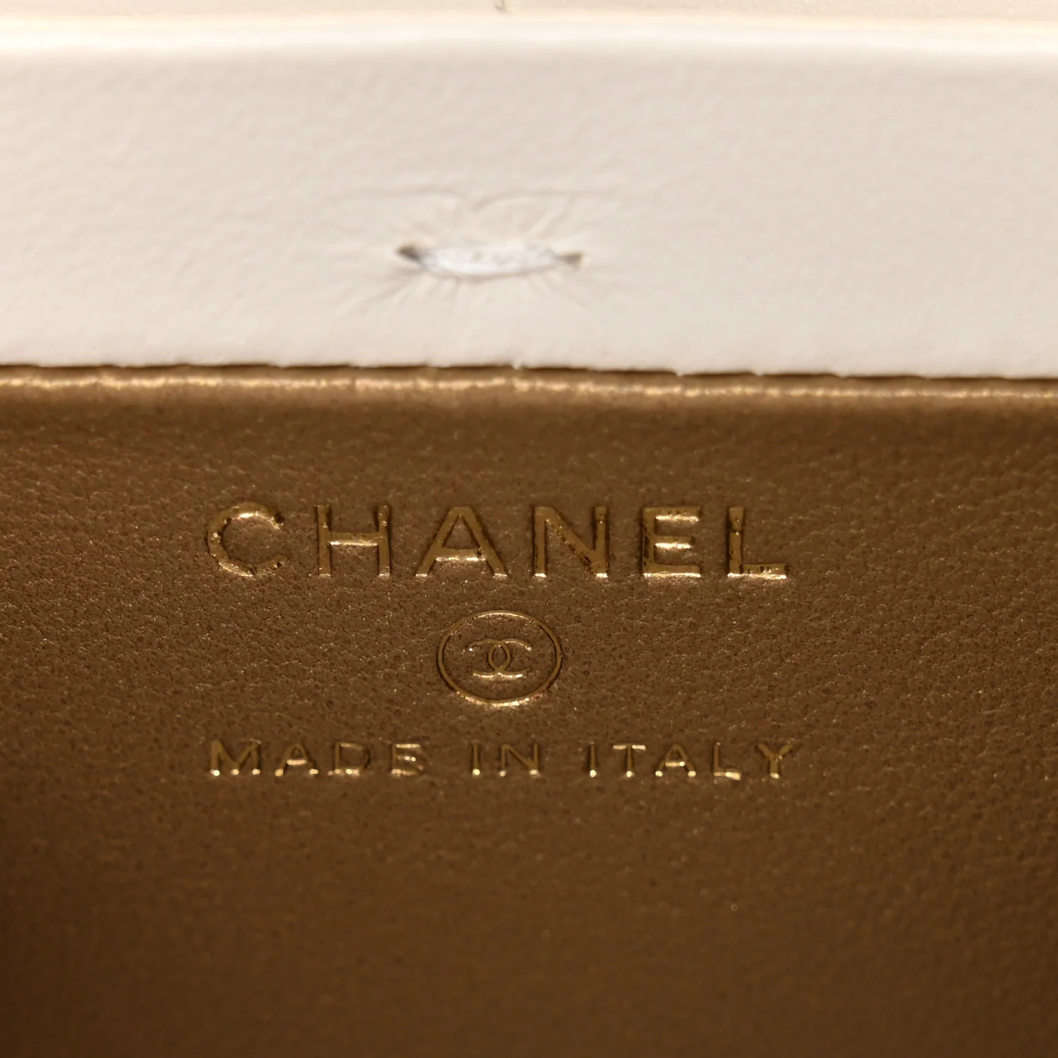 Lambskin Quilted Vanity Clutch With Chain White - Image 6
