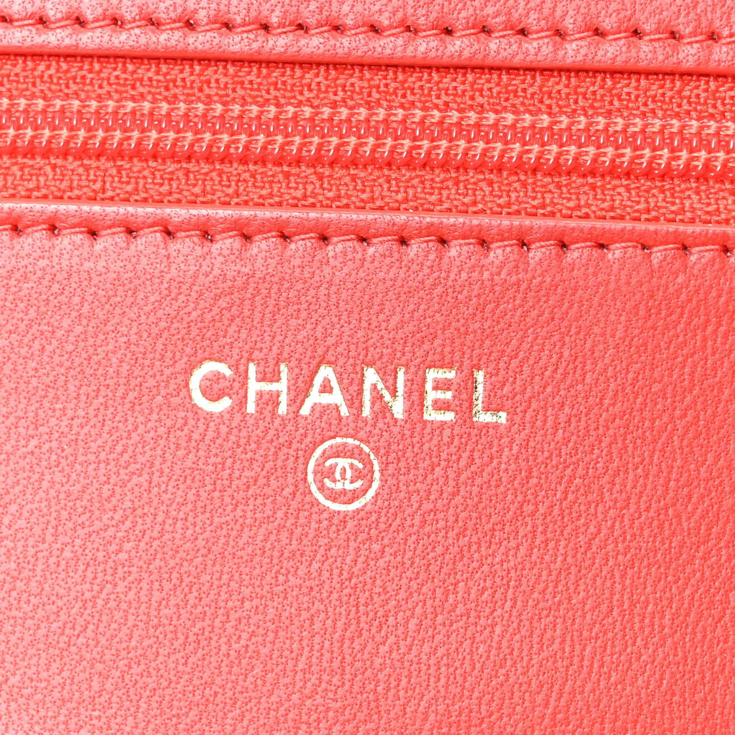 Lambskin Quilted Wallet On Chain WOC Red - Image 5