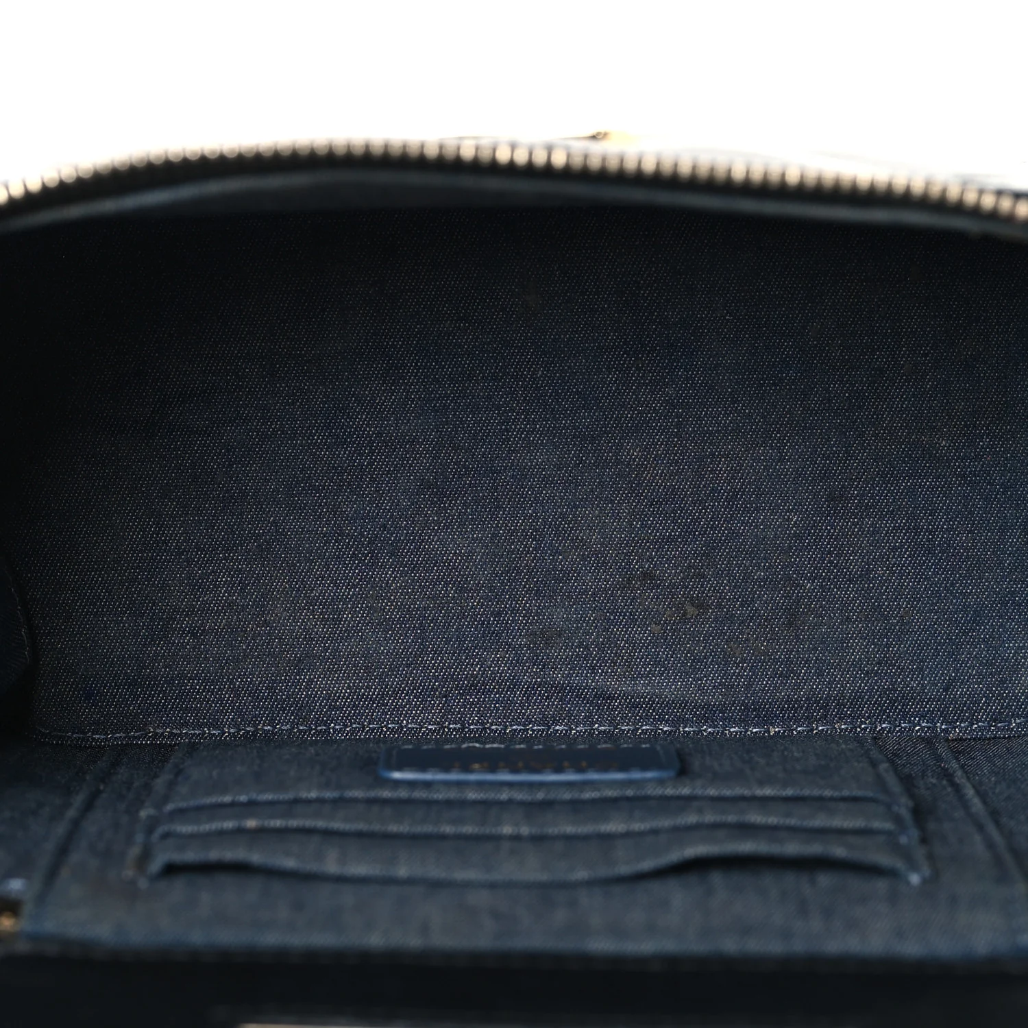 Lambskin Resin Elegant Chain Small Vanity Case Black - Image 5