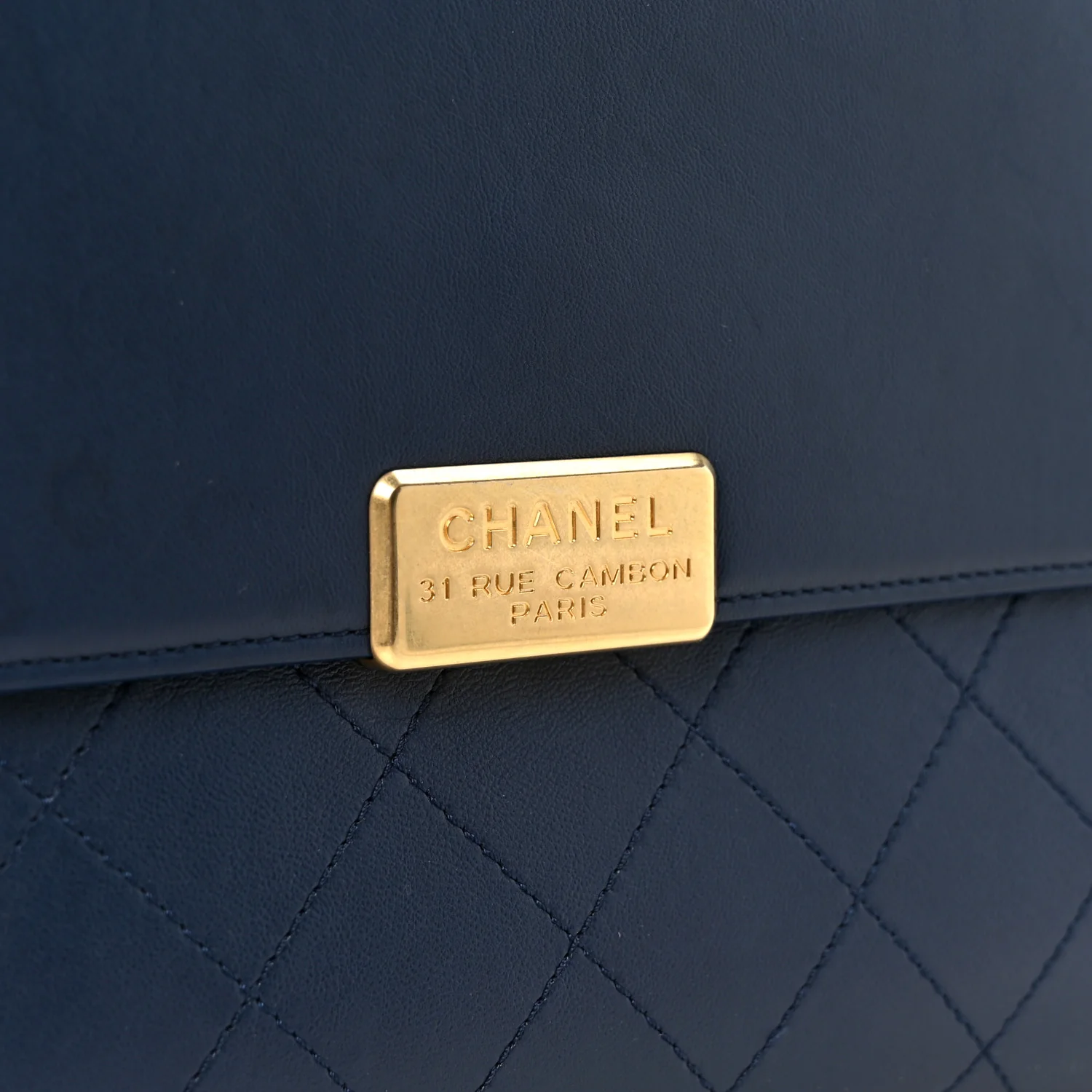 Lambskin Stitched Coco Luxe Medium Flap Blue - Image 9