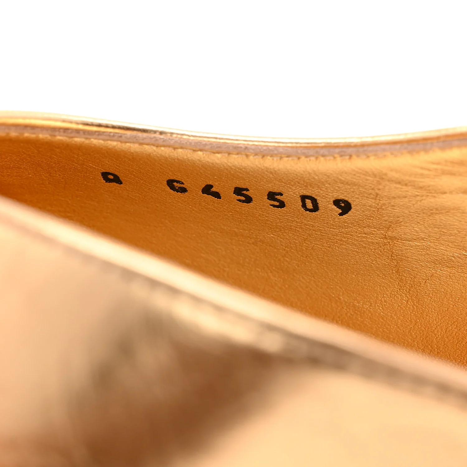 Laminated Crumpled Lambskin Grosgrain Cap Toe CC Slingback Pumps 39.5 Gold Black - Image 9