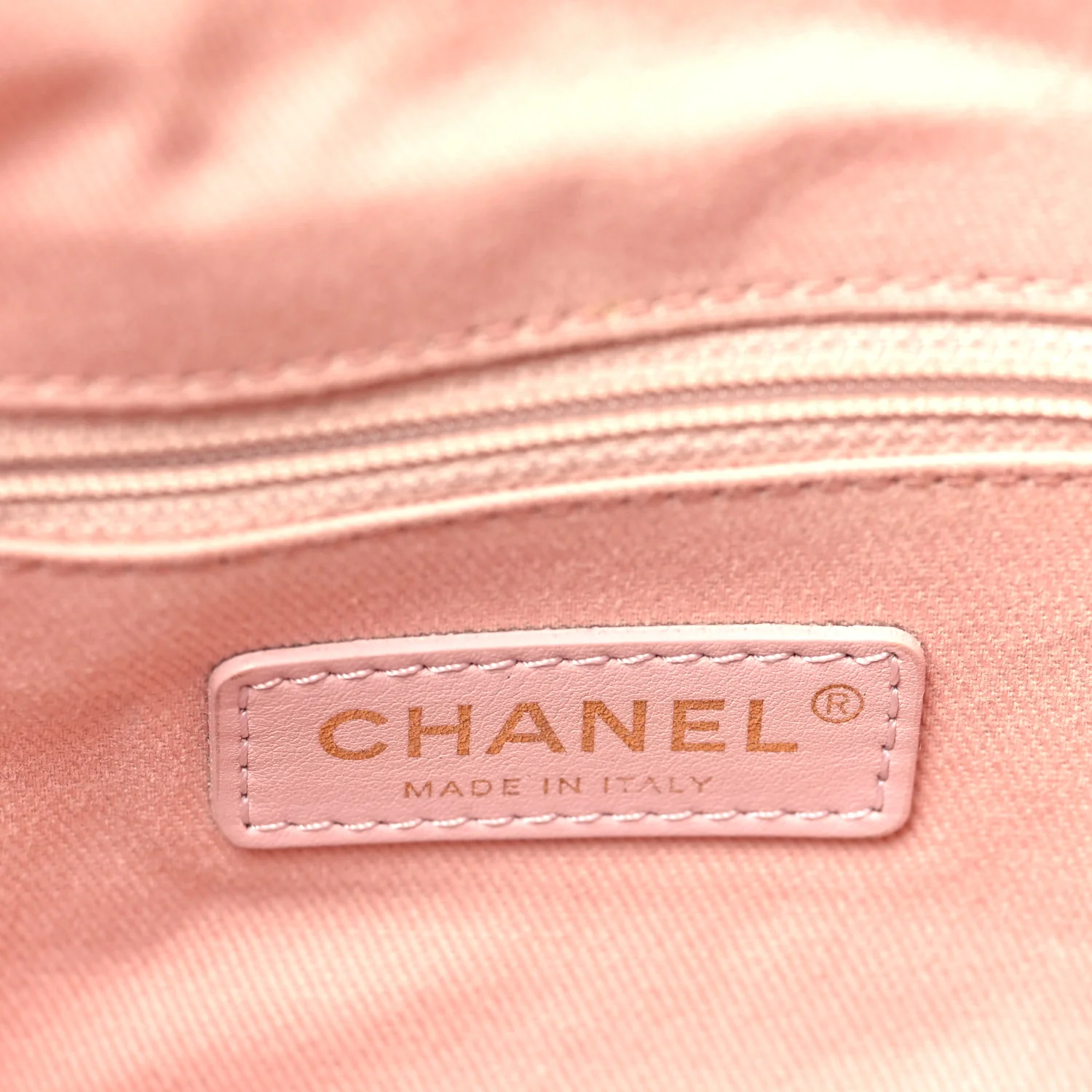 Lurex Boucle Deauville Drawstring Bag Pink - Image 7