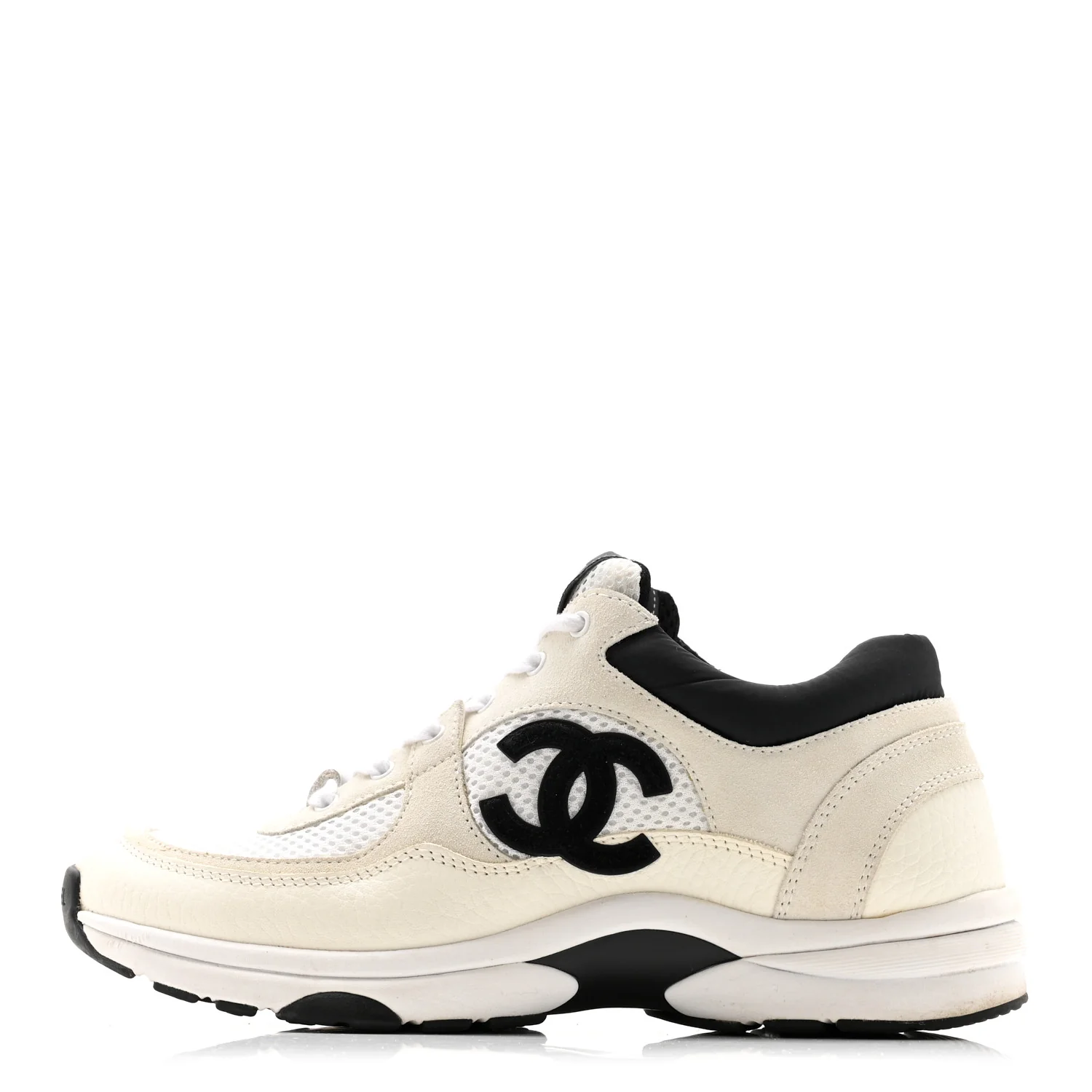 Mesh Suede Calfskin Grained Calfskin Womens CC Sneakers 38 White Black