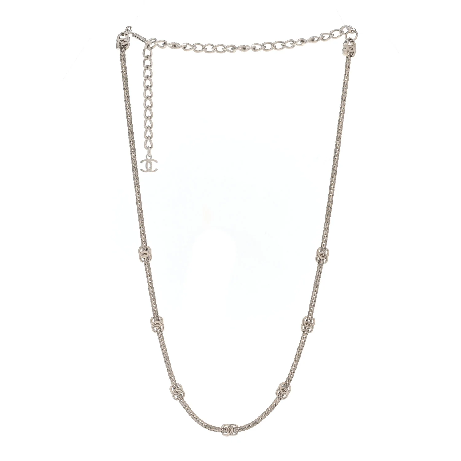 Metal CC Short Chain Necklace Silver - Image 3