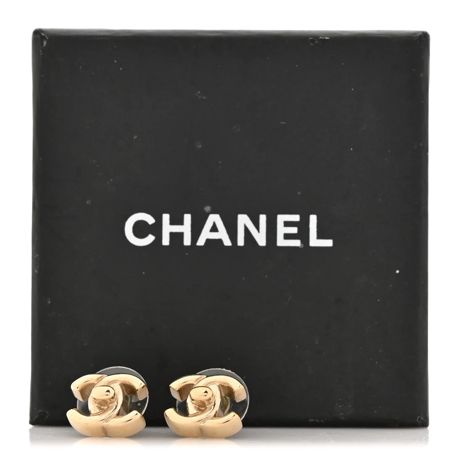 Metal CC Turnlock Earrings Gold - Image 5