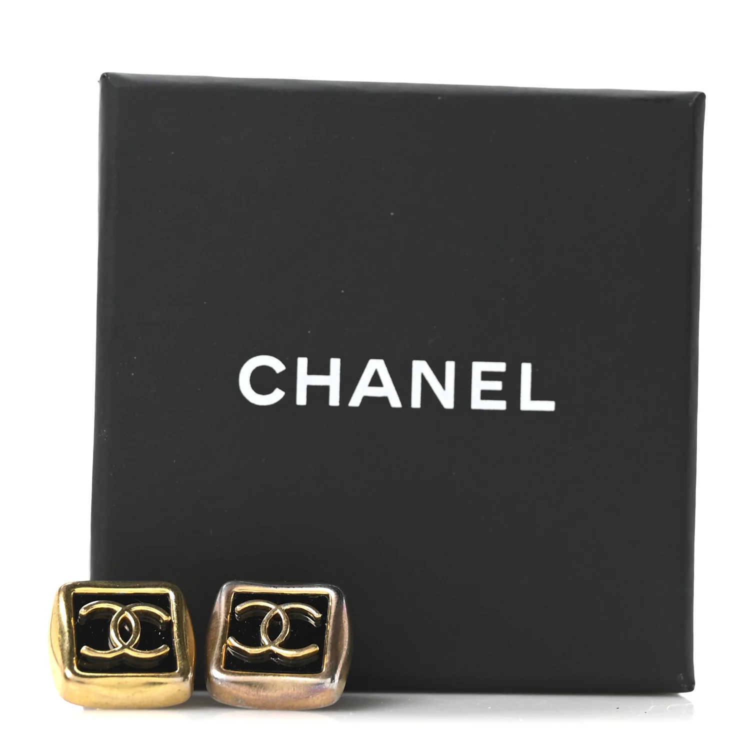 Metal Enamel CC Square Earrings Gold Black - Image 5