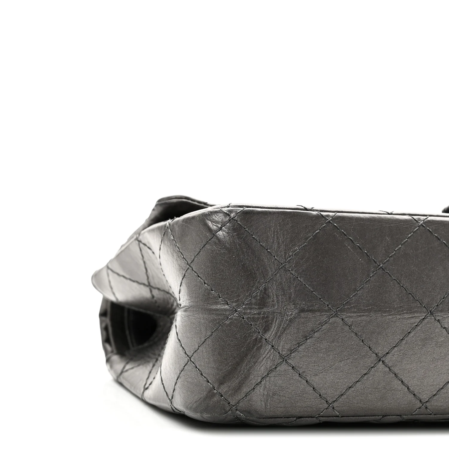 Metallic Aged Calfskin Quilted 2.55 Reissue 226 Flap Dark Grey - Image 9