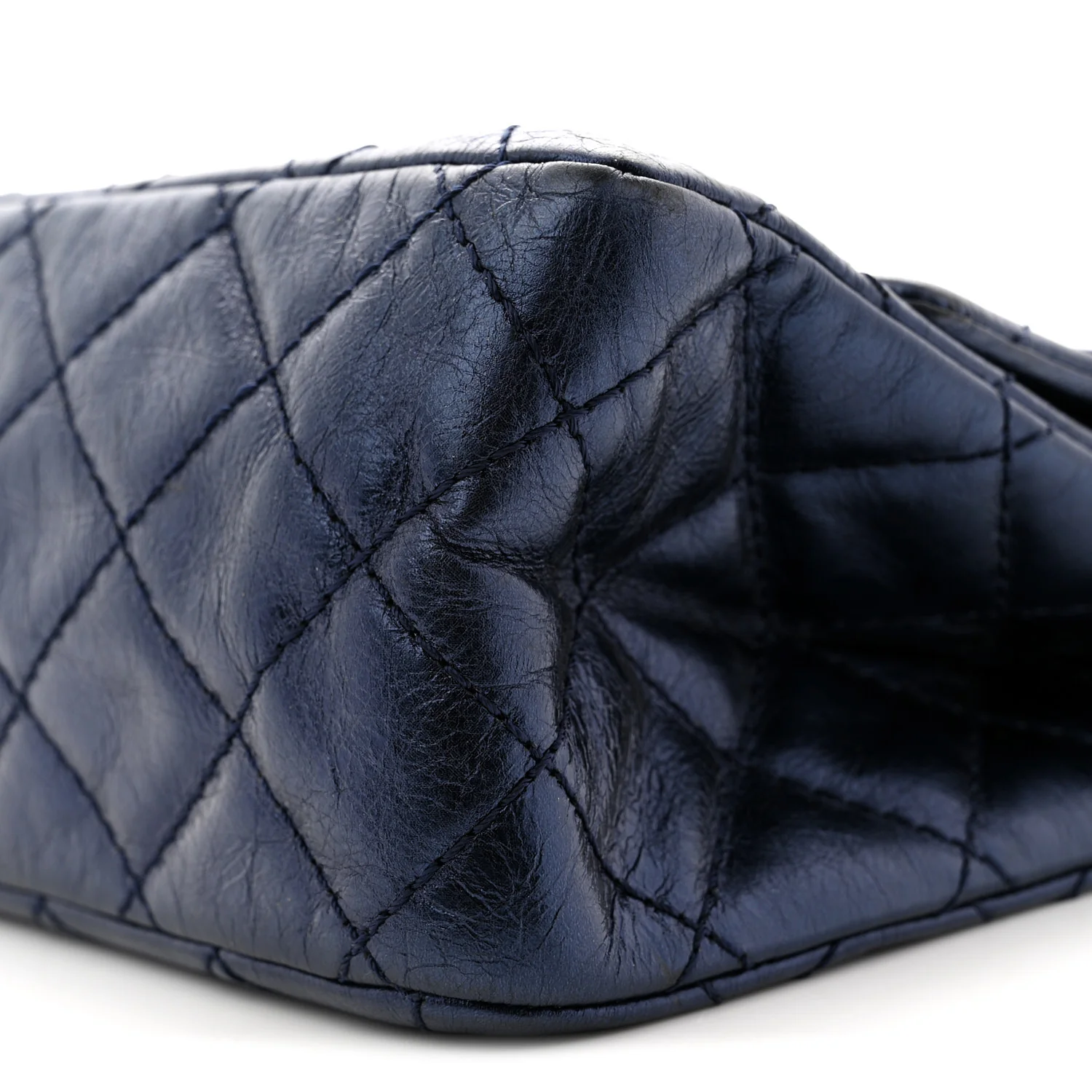 Metallic Aged Calfskin Quilted 2.55 Reissue 226 Flap Dark Navy Blue - Image 10
