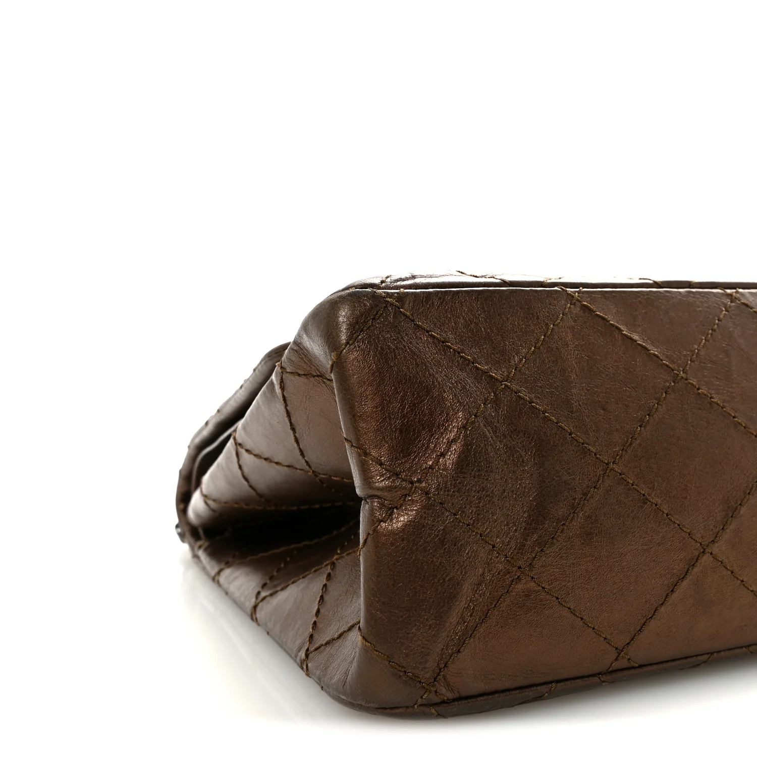 Metallic Aged Calfskin Quilted 2.55 Reissue 227 Flap Bronze - Image 8