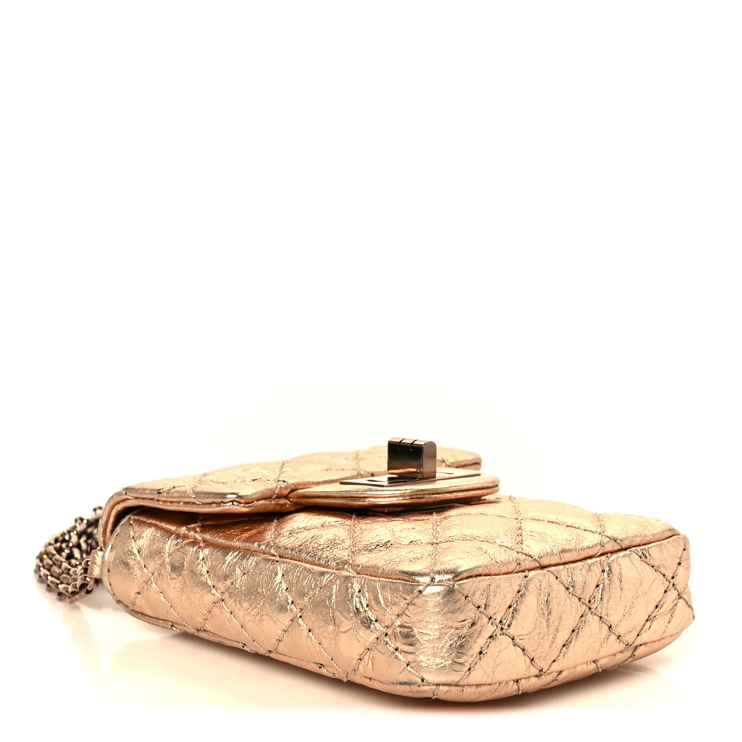 Metallic Aged Calfskin Quilted 2.55 Reissue Phone Case Rose Gold - Image 4