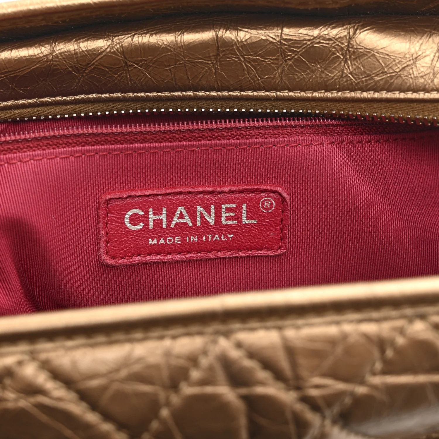 Metallic Aged Calfskin Quilted Medium Gabrielle Bronze - Image 6