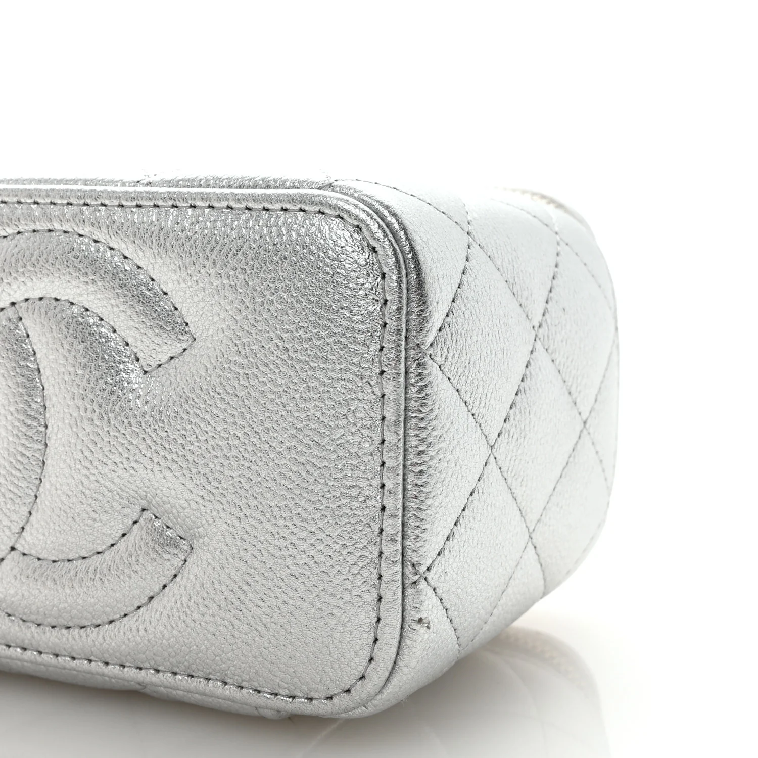Metallic Caviar Quilted Small Vanity Case With Chain Silver - Image 10