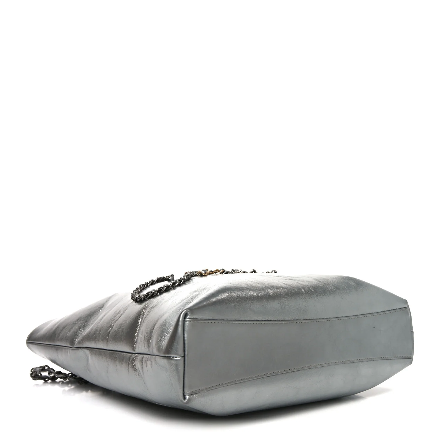 Metallic Crumpled Calfskin Chain 20s Signe Tote Silver - Image 4