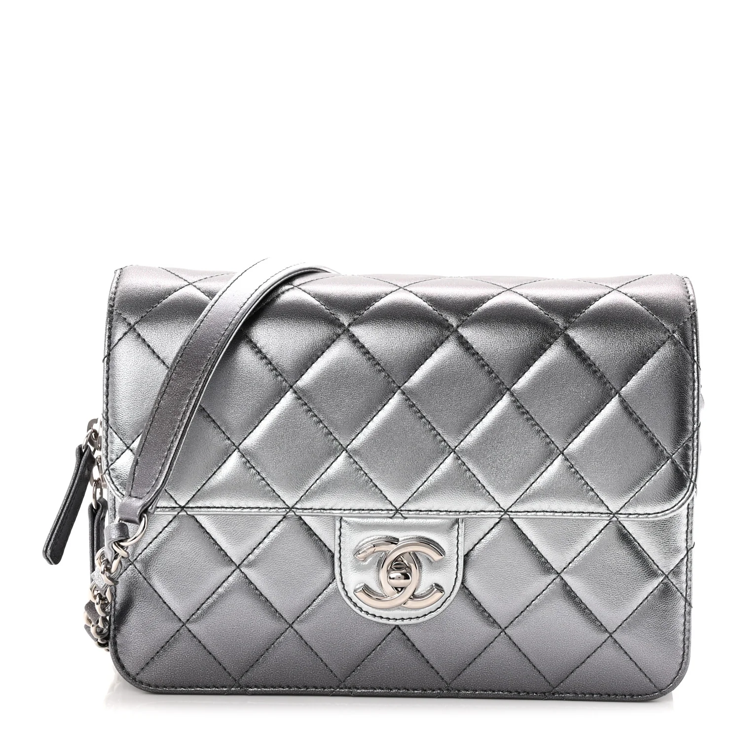 Metallic Lambskin Large Like A Wallet Flap Silver