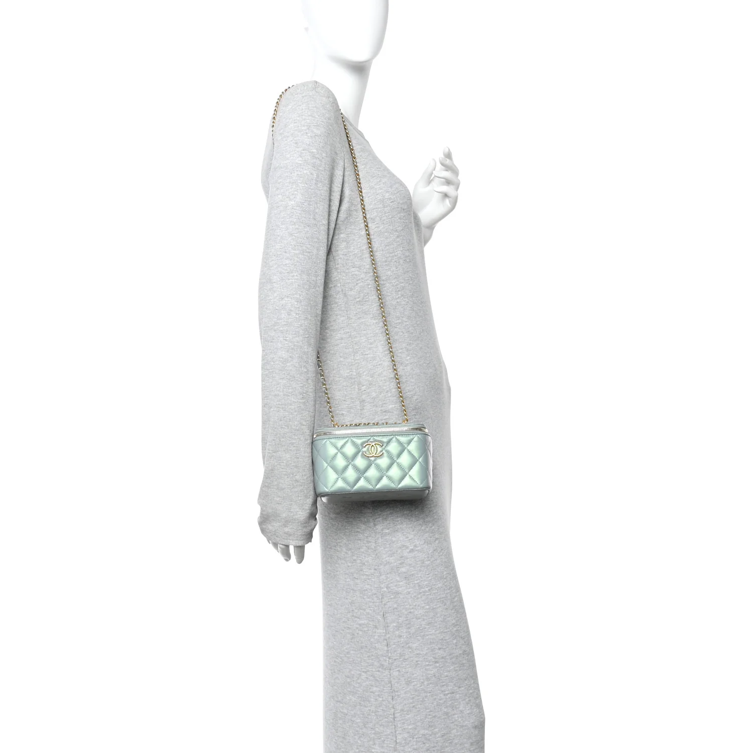 Metallic Lambskin Quilted Small CC Vanity Case With Chain Grey - Image 2